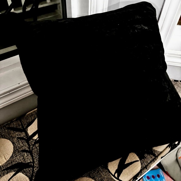 NWT black and white rhinestone ghost pillow - Picture 5 of 8